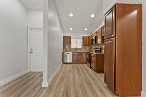 Copropriété à louer à Boca Raton, Floride: 2 chambres, 87.14 m2 № 2085432 - photo 4