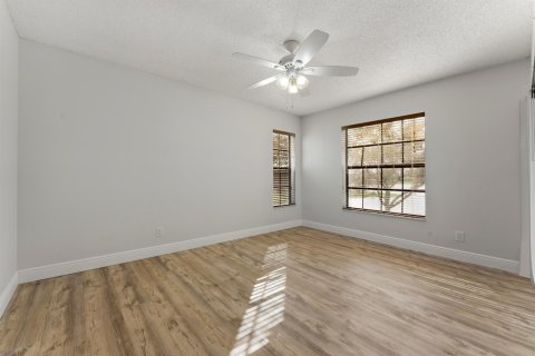 Copropriété à louer à Boca Raton, Floride: 2 chambres, 87.14 m2 № 2085432 - photo 13