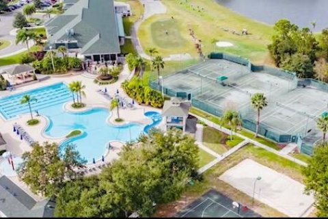 Townhouse in Tampa, Florida 3 bedrooms, 126.72 sq.m. № 1879436 - photo 4