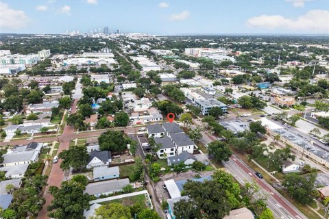Adosado en venta en Saint Petersburg, Florida, 2 dormitorios, 135.17 m2 № 2238535 - foto 29