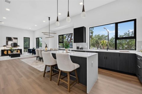 Adosado en venta en Saint Petersburg, Florida, 2 dormitorios, 135.17 m2 № 2238535 - foto 8