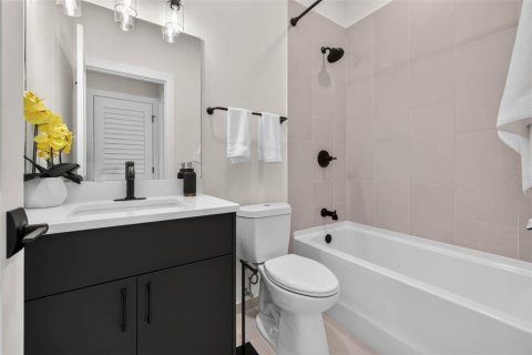 Adosado en venta en Saint Petersburg, Florida, 2 dormitorios, 135.17 m2 № 2238535 - foto 23