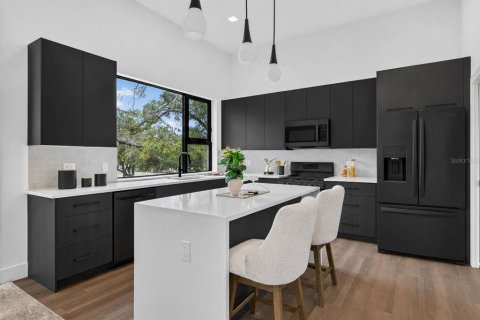 Adosado en venta en Saint Petersburg, Florida, 2 dormitorios, 135.17 m2 № 2238535 - foto 6