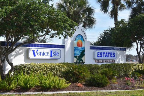 Land in Venice, Florida № 1681384 - photo 2