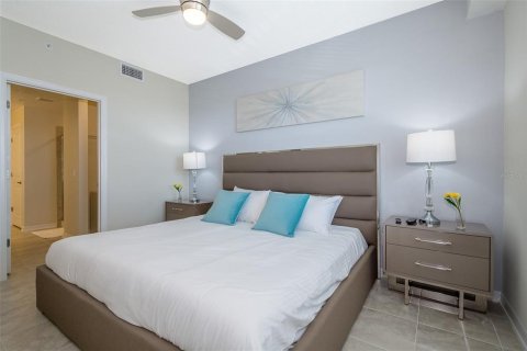 Condo in Kissimmee, Florida, 2 bedrooms  № 1733714 - photo 11