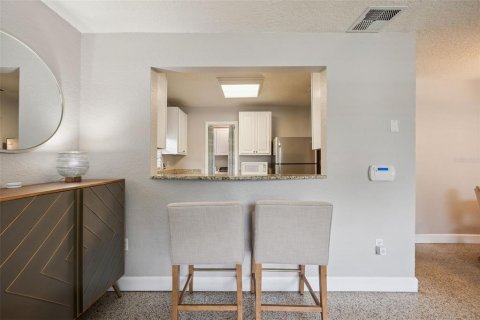 Commercial property in Orlando, Florida 3 bedrooms, 159.42 sq.m. № 2195735 - photo 9