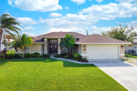 Villa ou maison à vendre à Port Charlotte, Floride: 3 chambres, 199.46 m2 № 1444894 - photo 2
