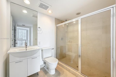 Condo in Miami, Florida, 2 bedrooms № 2263243 - photo 29