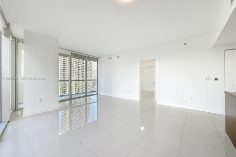 Condo in Miami, Florida, 2 bedrooms № 2263243 - photo 14