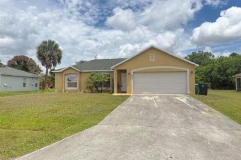 Casa en Port St. Lucie, Florida 4 dormitorios, 160.54 m2 № 2078676