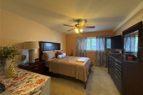 Villa ou maison à vendre à Clearwater, Floride: 2 chambres, 75.44 m2 № 2226594 - photo 20