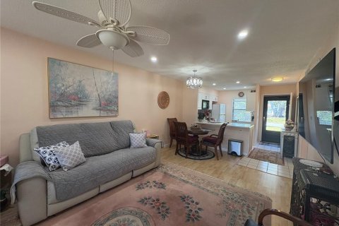 Villa ou maison à vendre à Clearwater, Floride: 2 chambres, 75.44 m2 № 2226594 - photo 12