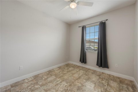 Casa en venta en Davenport, Florida, 4 dormitorios, 180.69 m2 № 2218310 - foto 8