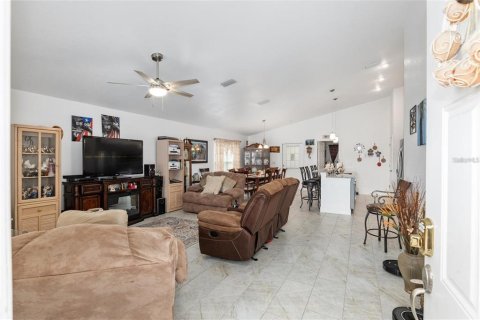 Villa ou maison à vendre à Ocala, Floride: 3 chambres, 135.92 m2 № 2156846 - photo 7