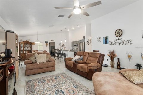 Villa ou maison à vendre à Ocala, Floride: 3 chambres, 135.92 m2 № 2156846 - photo 12
