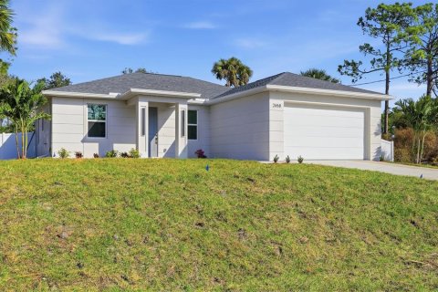 House in North Port, Florida 3 bedrooms, 139.54 sq.m. № 2353310