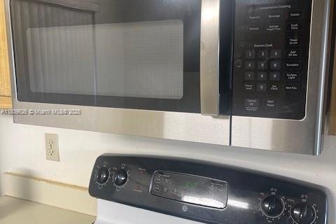 Снять в аренду кондоминиум в Норт-Лодердейл, Флорида 3 спальни, 137.5м2, № 1922840 - фото 11