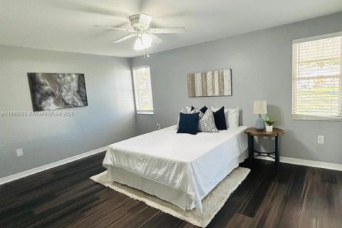 House in Spring Hill, Florida 4 bedrooms № 1951181 - photo 28