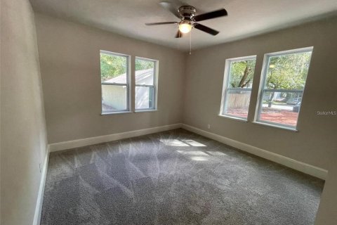 Casa en venta en Gainesville, Florida, 3 dormitorios, 110.74 m2 № 2386365 - foto 10