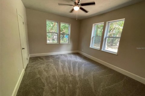 Casa en venta en Gainesville, Florida, 3 dormitorios, 110.74 m2 № 2386365 - foto 8