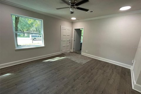 Casa en venta en Gainesville, Florida, 3 dormitorios, 110.74 m2 № 2386365 - foto 4