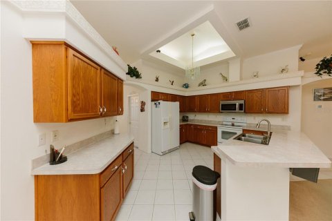 House in Clearwater, Florida 3 bedrooms, 166.67 sq.m. № 1771457 - photo 10
