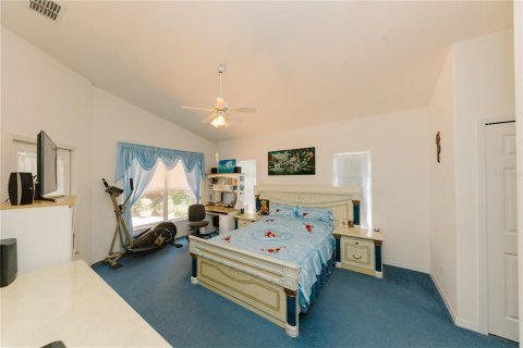 House in Clearwater, Florida 3 bedrooms, 166.67 sq.m. № 1771457 - photo 18