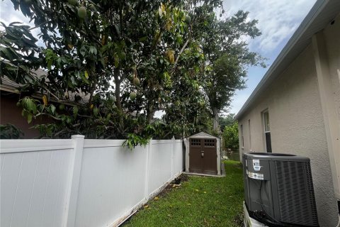 House in Clearwater, Florida 3 bedrooms, 166.67 sq.m. № 1771457 - photo 25