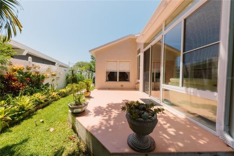House in Clearwater, Florida 3 bedrooms, 166.67 sq.m. № 1771457 - photo 23