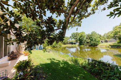 House in Clearwater, Florida 3 bedrooms, 166.67 sq.m. № 1771457 - photo 28