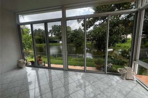 House in Clearwater, Florida 3 bedrooms, 166.67 sq.m. № 1771457 - photo 22