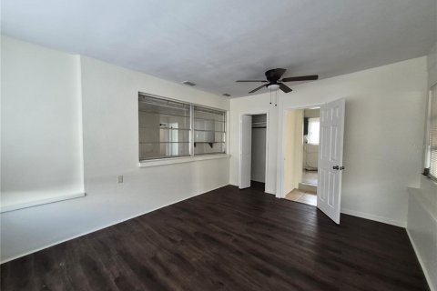 House in Beverly Hills, Florida 2 bedrooms, 75.07 sq.m. № 2232781 - photo 8
