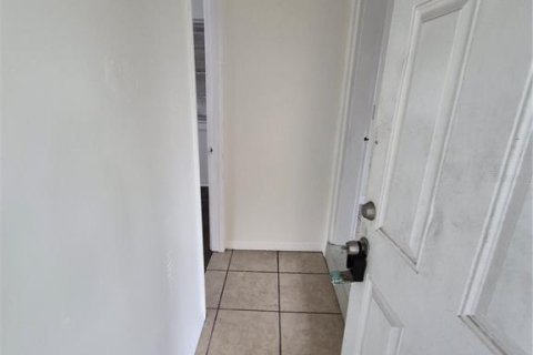 House in Beverly Hills, Florida 2 bedrooms, 75.07 sq.m. № 2232781 - photo 7