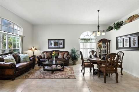 Casa en venta en Orlando, Florida, 4 dormitorios, 189.33 m2 № 1886733 - foto 10