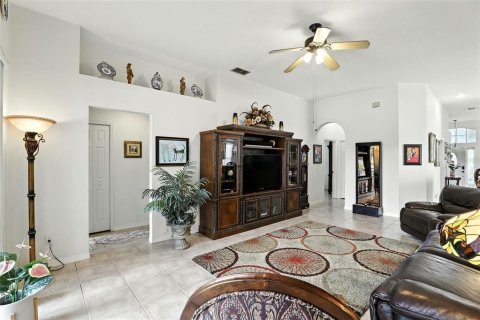 Casa en venta en Orlando, Florida, 4 dormitorios, 189.33 m2 № 1886733 - foto 23