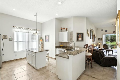 Casa en venta en Orlando, Florida, 4 dormitorios, 189.33 m2 № 1886733 - foto 14