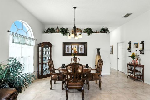 Casa en venta en Orlando, Florida, 4 dormitorios, 189.33 m2 № 1886733 - foto 12