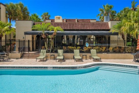 Condo in Tampa, Florida, 2 bedrooms  № 1528053 - photo 28