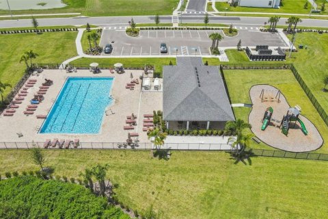 Villa ou maison à louer à Zephyrhills, Floride: 4 chambres, 242.94 m2 № 1870588 - photo 26