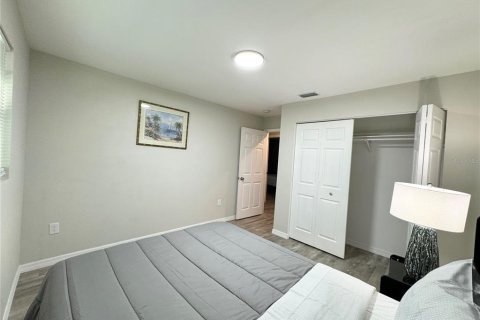 Villa ou maison à louer à Clearwater, Floride: 5 chambres, 166.11 m2 № 1884353 - photo 25