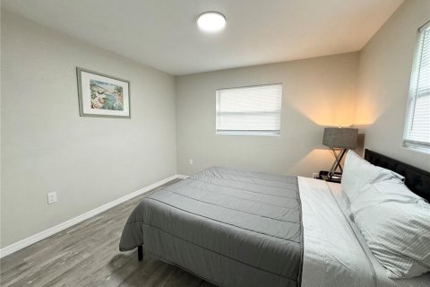 Casa en alquiler en Clearwater, Florida, 5 dormitorios, 166.11 m2 № 1884353 - foto 19
