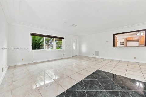 Casa en venta en Fort Lauderdale, Florida, 2 dormitorios, 124.02 m2 № 2388077 - foto 6