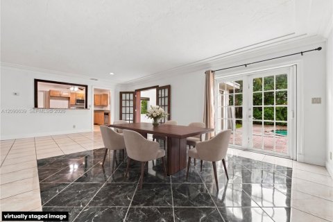 Casa en venta en Fort Lauderdale, Florida, 2 dormitorios, 124.02 m2 № 2388077 - foto 4