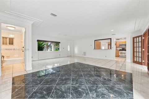 Casa en venta en Fort Lauderdale, Florida, 2 dormitorios, 124.02 m2 № 2388077 - foto 5