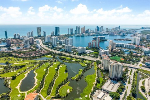 Condominio en venta en Aventura, Florida, 2 dormitorios, 105.17 m2 № 2076276 - foto 26