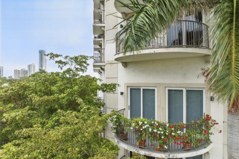 Copropriété à louer à Miami, Floride: 1 chambre, 83.8 m2 № 1818249 - photo 3