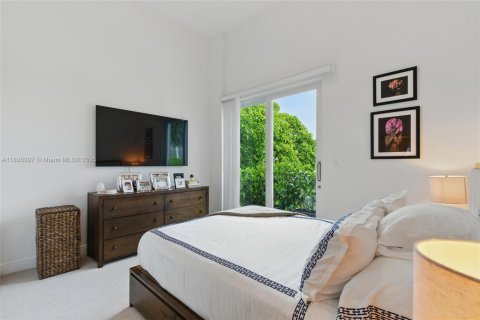 Copropriété à louer à Miami, Floride: 1 chambre, 83.8 m2 № 1818249 - photo 17