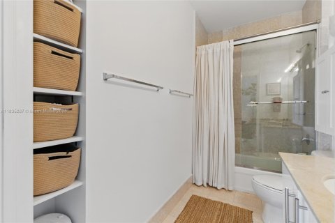Copropriété à louer à Miami, Floride: 1 chambre, 83.8 m2 № 1818249 - photo 21
