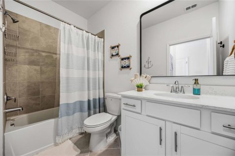 Condo in Venice, Florida, 2 bedrooms in WELLEN PARK № 2418538 - photo 15
