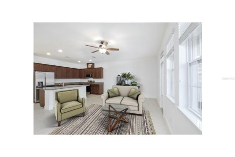 Adosado en venta en Winter Garden, Florida, 3 dormitorios, 177.26 m2 № 1917178 - foto 12